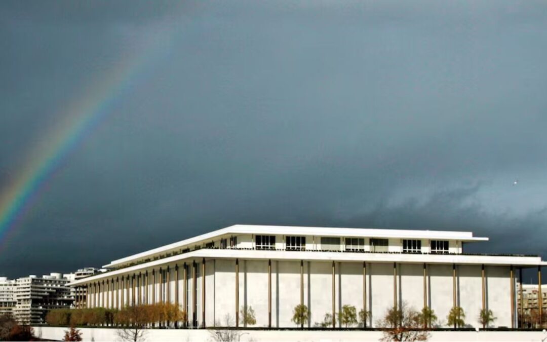 La Fascinante Historia del Mármol del Centro Kennedy: Piedra Fundamental del Mundial 2026