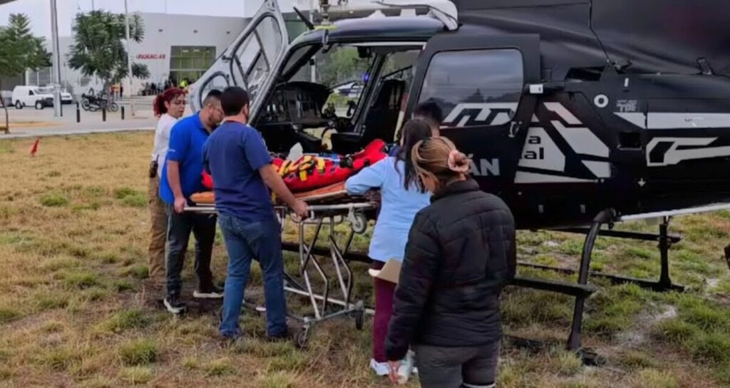 Bebé de 2 Meses Herida por Un Balazo en Encarnación de Díaz: Traslado Urgente en Helicóptero