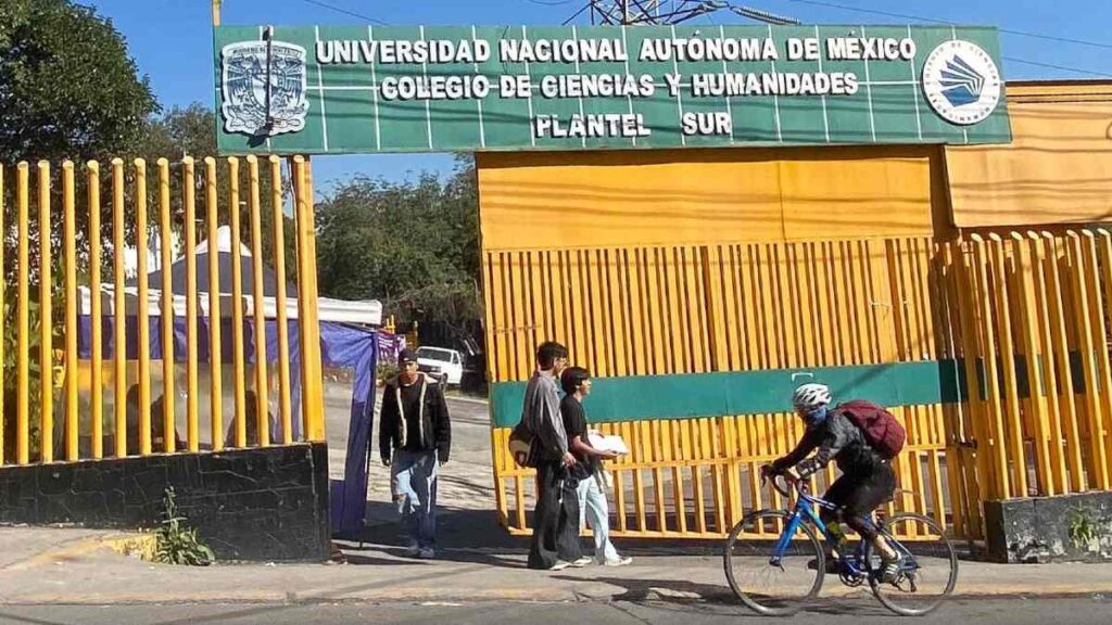 CCH Sur Confirma la Reanudación de Clases Presenciales: ¿Cuándo Regresan los Estudiantes?