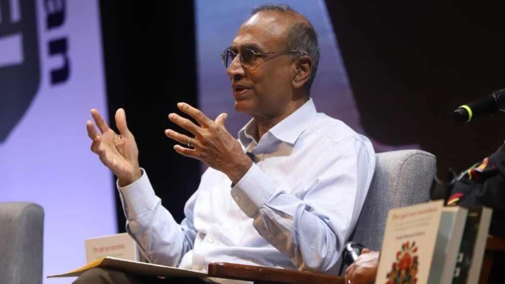 Venki Ramakrishnan, Nobel de Química, llama a impulsar la ciencia en las universidades y el gobierno en la BUAP