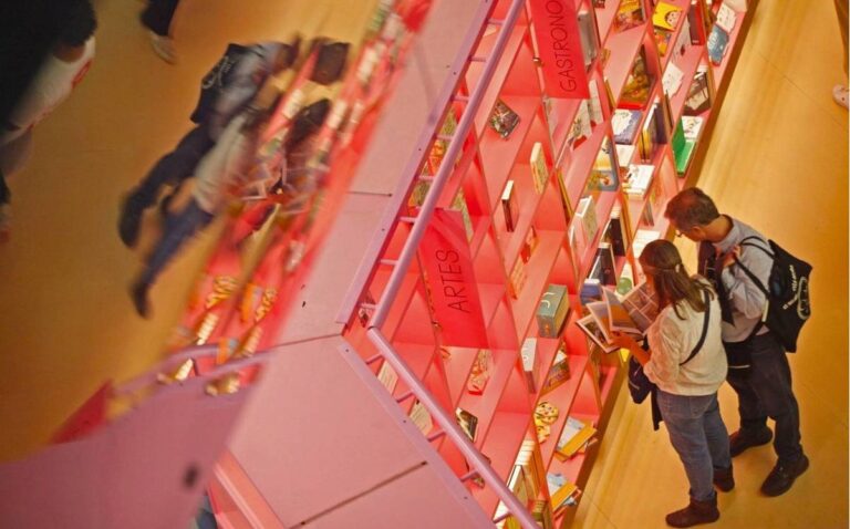 Descubre los Artistas y Fechas de la FIL Guadalajara 2025