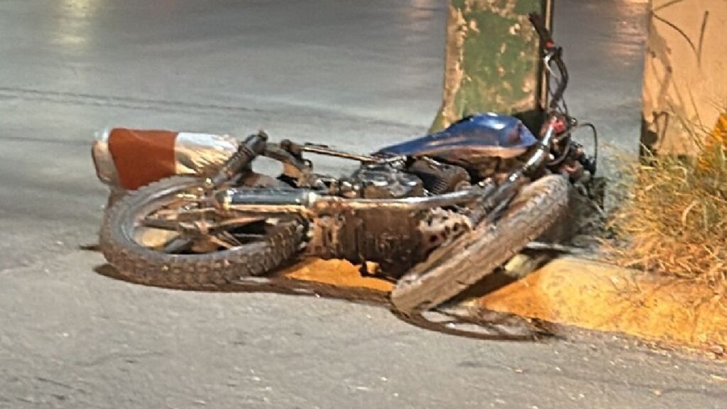 Accidente de taxi en Gómez Palacio deja a menor ciclista herido y el conductor se da a la fuga