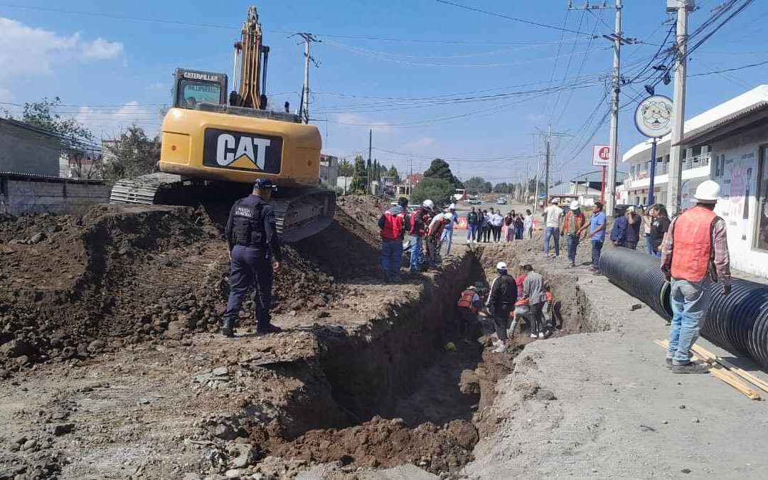 Rescate de Trabajador Atrapado Tras Derrumbe en Edomex