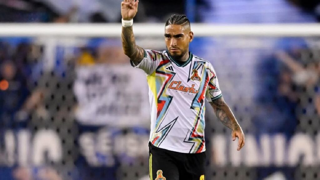 Cristian Arango No Se Unirá a Pumas: Alternativas de Fichajes en el Horizonte