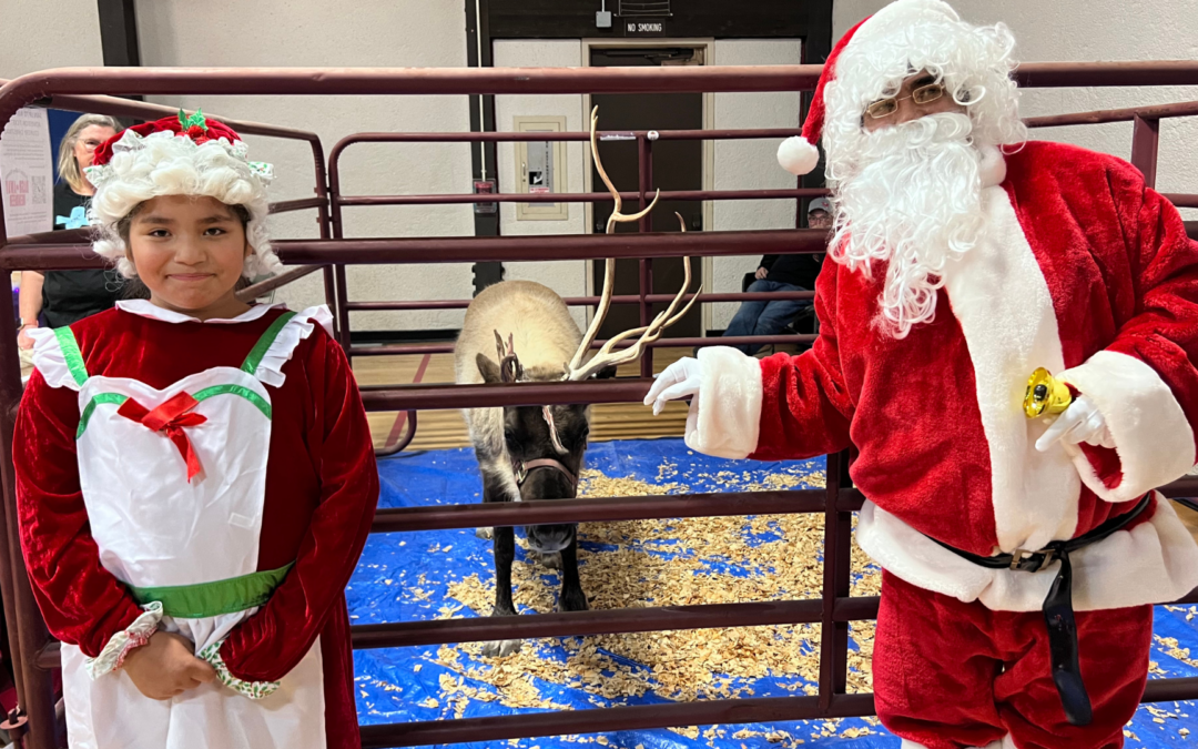 Convivio Navideño en Evergreen: Santa Claus y un Reno Real Este Sábado