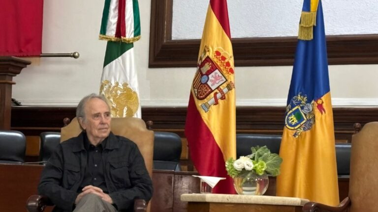 Joan Serrat Recibe las Llaves de la Ciudad de Guadalajara en la FIL: Un Homenaje Cultural
