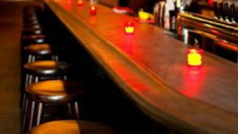 Tiroteo en bar clandestino en Stockton deja 11 muertos, incluidos 3 menores