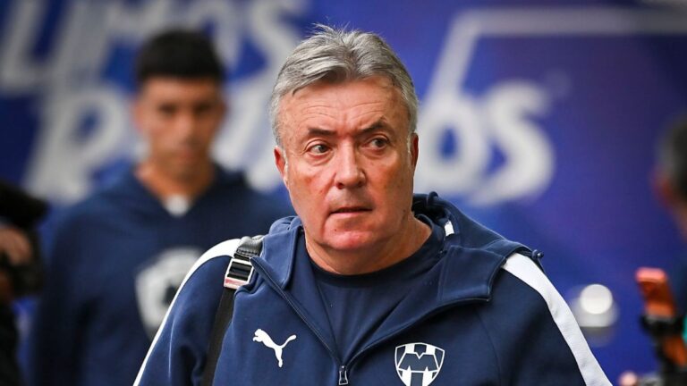 Domènec Torrent Anuncia Su Salida de Rayados, Confirmado por Willie González