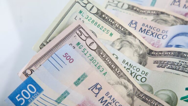 Dólar Hoy: Tipo de Cambio en México y Depreciación del Peso al 8 de diciembre