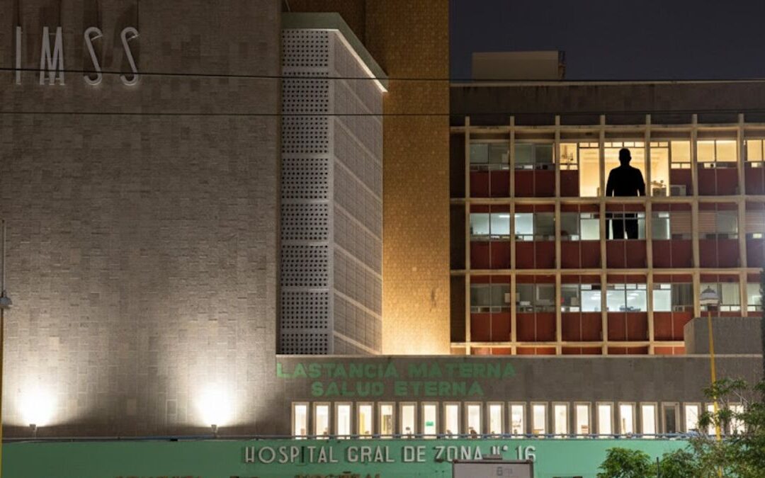 El Misterioso ‘Vigilante sin Rostro’ que Aterrorizó la Clínica 16 del IMSS en Torreón
