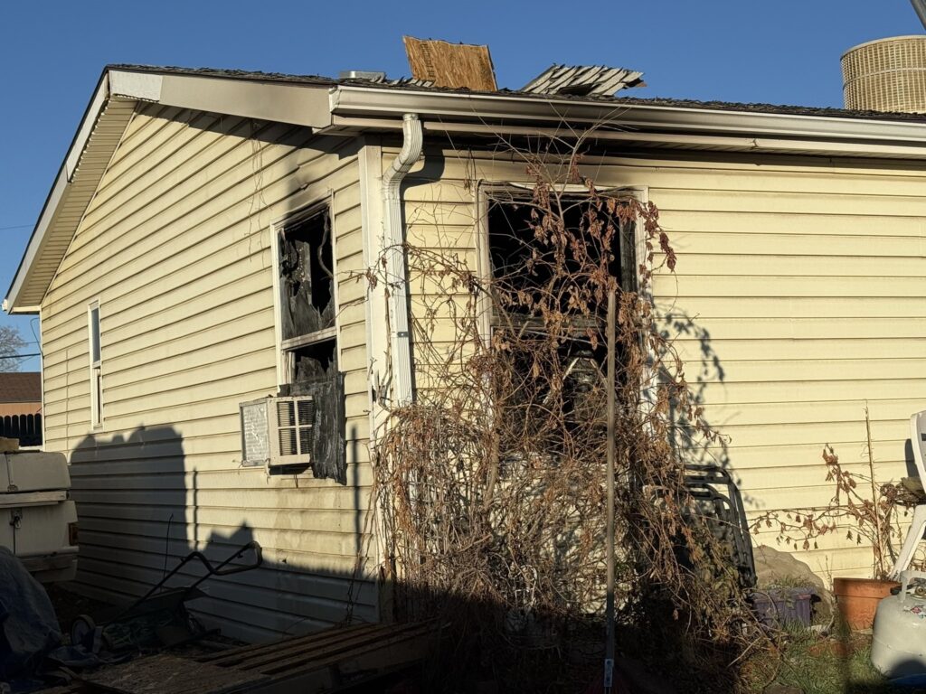 Incendio en Commerce City: Dos heridos y la trágica pérdida de cuatro cachorros