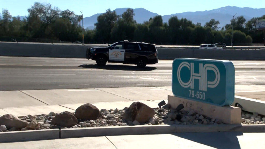 Tragedia en Desert Hot Springs: Joven de 20 años muere atropellado mientras iba en patineta