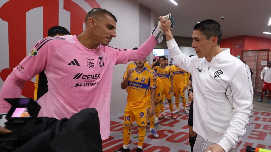 Examen Final: Nahuel Guzmán y Hugo González se Preparan para el Encuentro Decisivo entre Tigres y Toluca