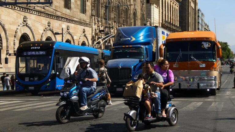 Hoy No Circula: Autos que Descansan en CdMx y Edomex el 9 de Diciembre 2025