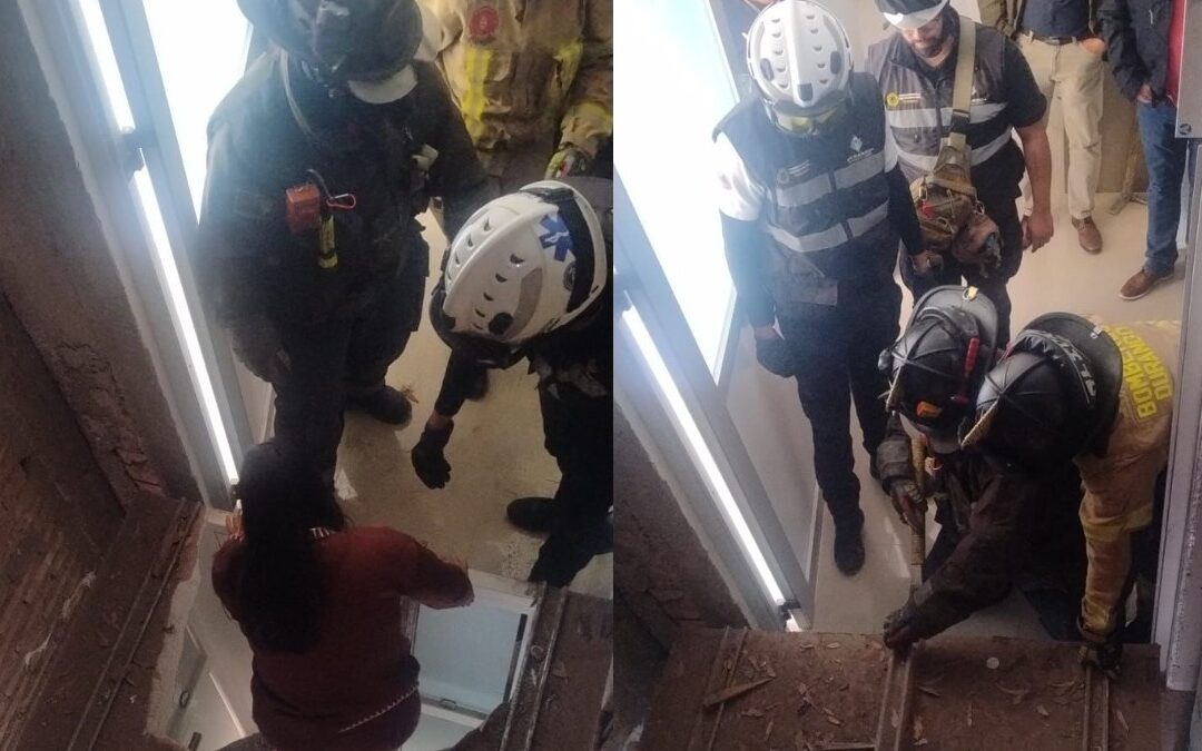 Cinco mujeres quedan atrapadas en un elevador en Durango: Un incidente preocupante