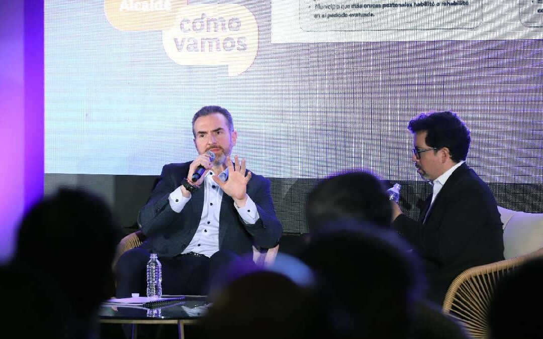 Monterrey Lidera en Desempeño, Mientras García Reprueba en Evaluación de Alcalde