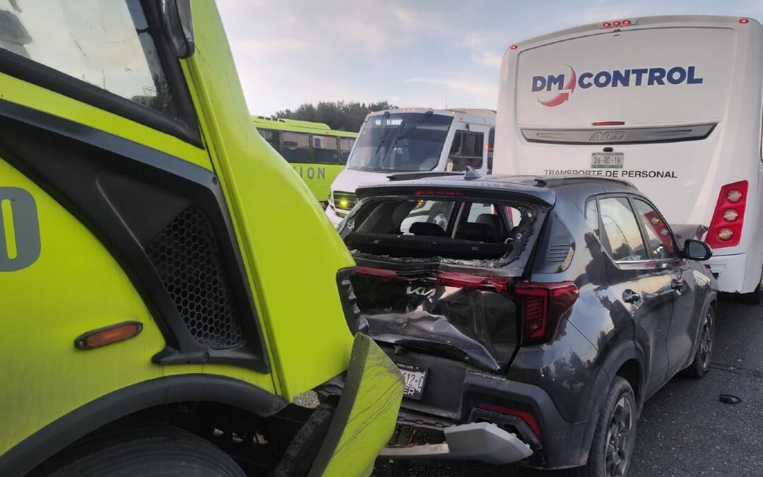 Accidente Carretero en Saltillo-Zacatecas Provoca Caos Vial y Deja 2 Heridos