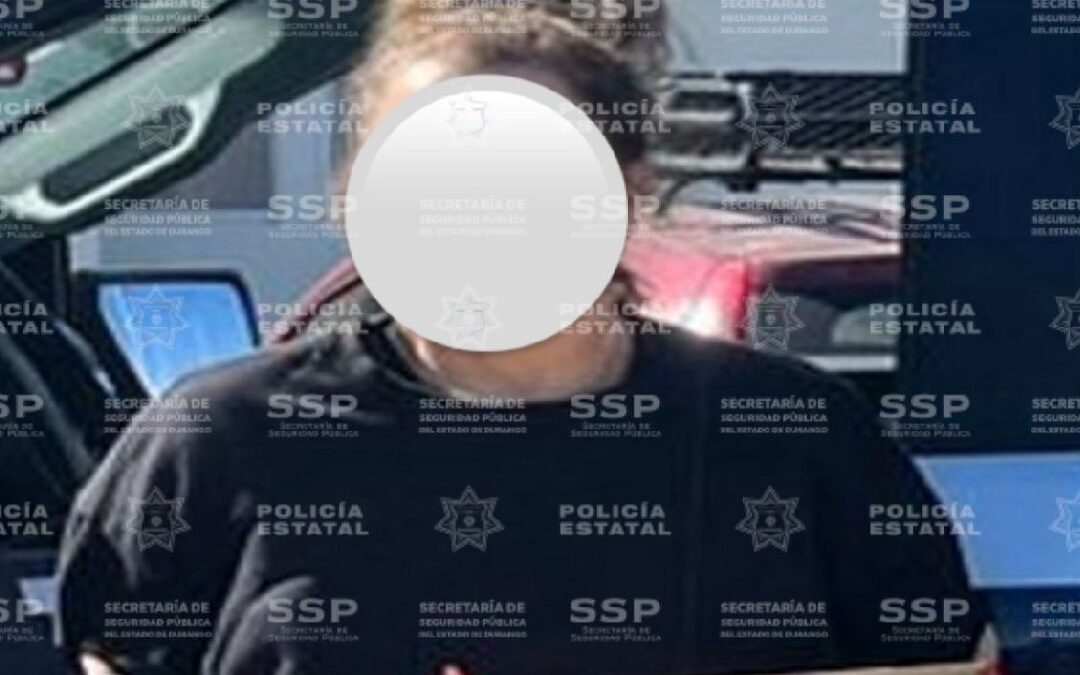 Robo de aguinaldo en Stockton: Mujer sustrae 47 mil pesos de la mochila de su patrón en video viral
