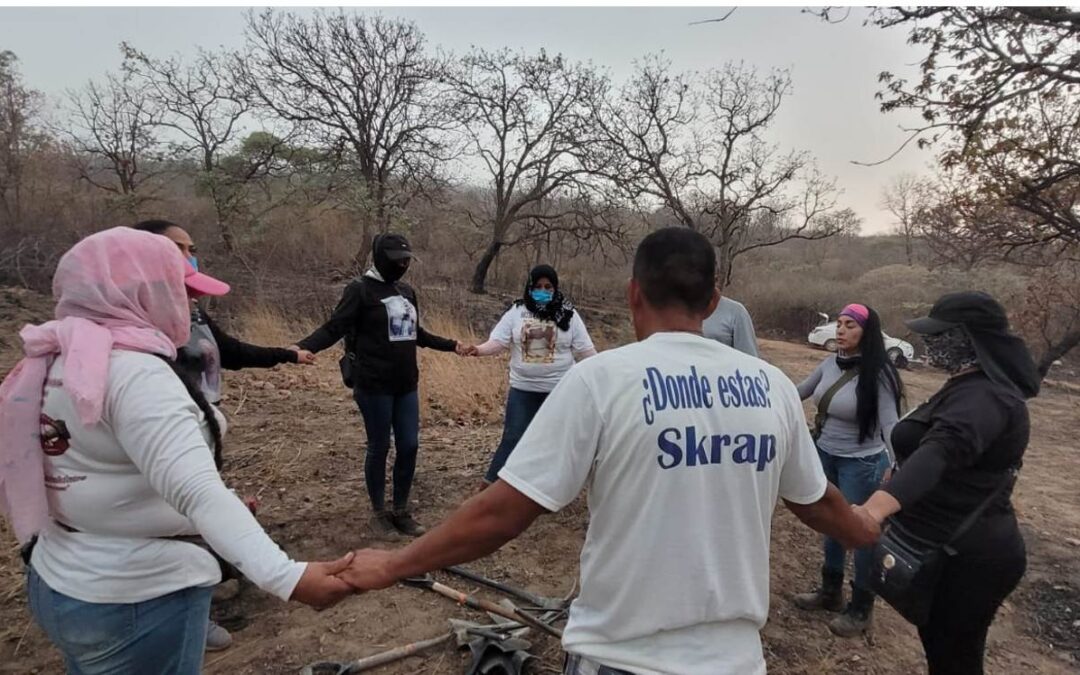 Colectivo de Búsqueda de Personas Urge a Autoridades a Atender Fosas Clandestinas en Jalisco