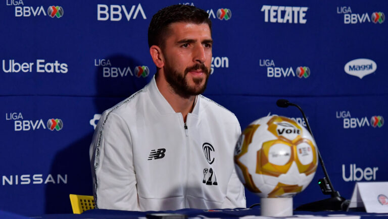 Paulinho Aspira a Hacer Historia en el Fútbol como Cardozo y Gignac