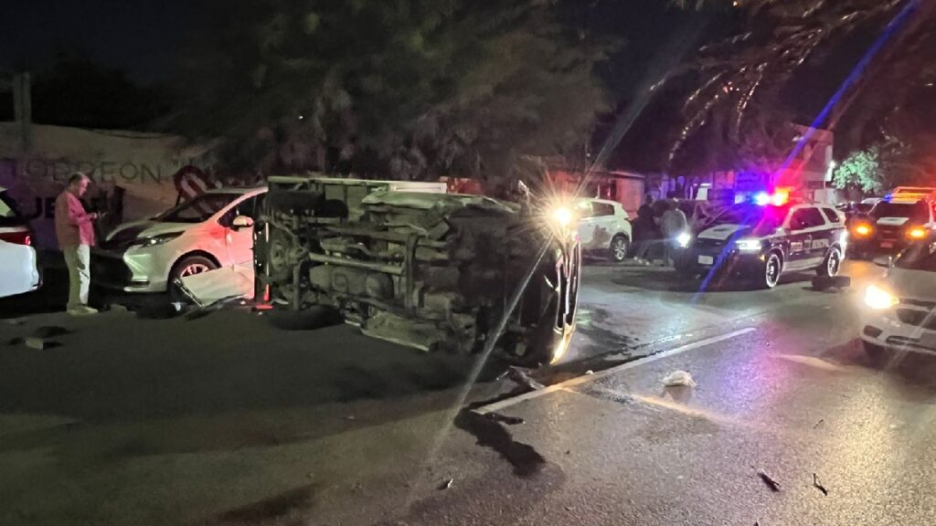 Accidente de Tráfico en Torreón: Conductor Pierde el Control y Vuela Tras Chocar Cuatro Autos