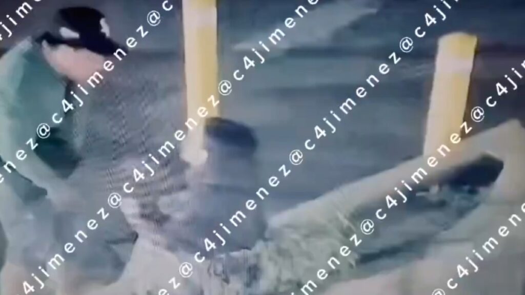 Agresión Doméstica en Stockton: Policía Federal Enfrentado por Joven Tras Atacar a Su Novia