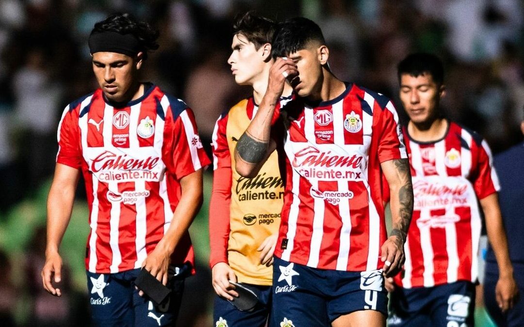 Chivas y el Futuro de Pulido: ¿Una Decisión en el Aire?