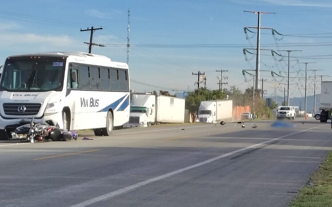 Motociclista Muerto Tras Impacto con Transporte de Personal en Ciénega de Flores