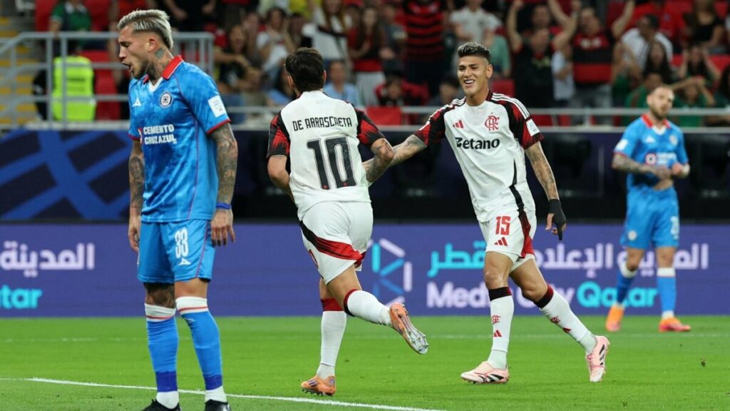 Copa Intercontinental: El increíble error de Piovi que resultó en un gol | VIDEO