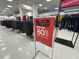 Black Friday: Descuentos Inigualables y Compradores Entusiastas en Stockton y Modesto