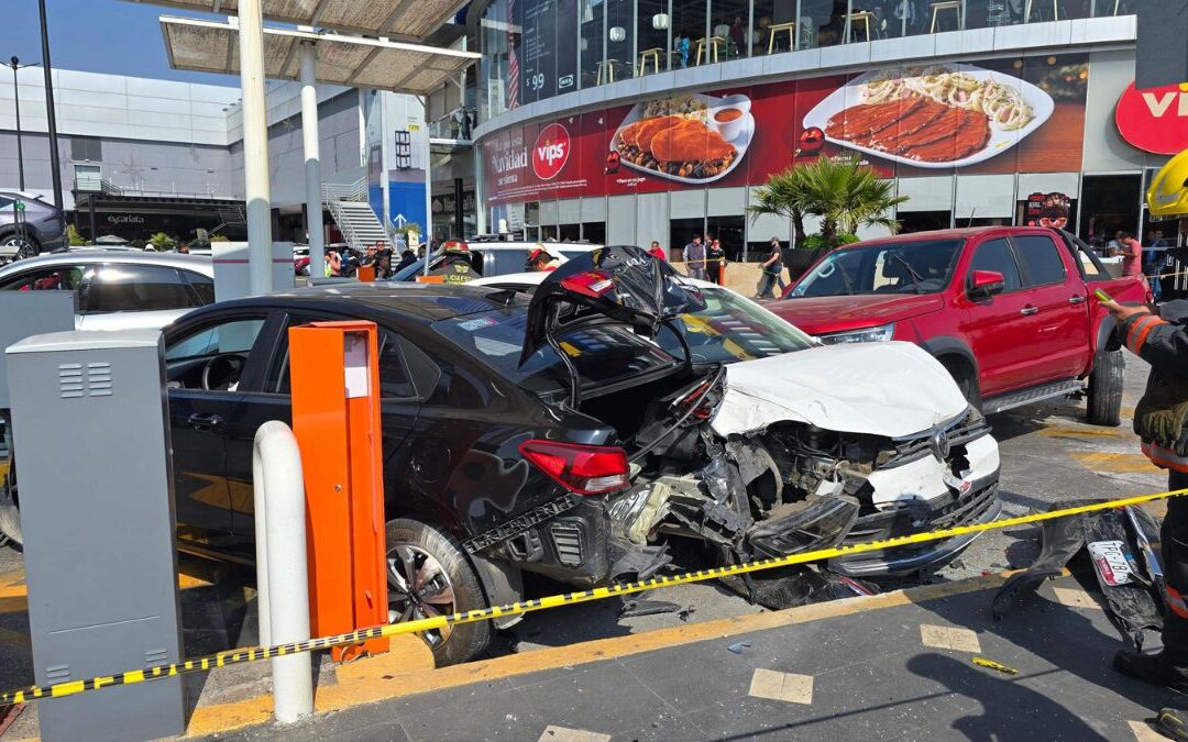 Accidente Fatal en Vía Atlixcáyotl: Testigos Revelan que Jugaban a las Carreritas