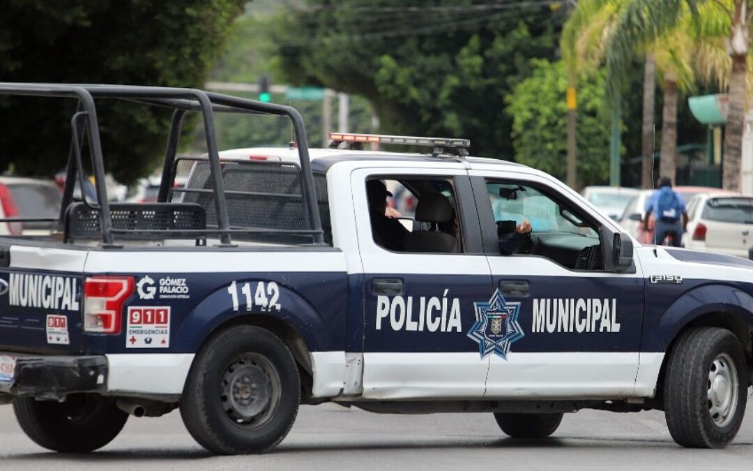 Video impactante: Madre soltera denuncia robo en su casa en Gómez Palacio