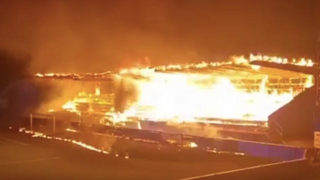 Incendio en Estadio de Stockton: Menores Desatan Vandalismo por Fracaso Deportivo