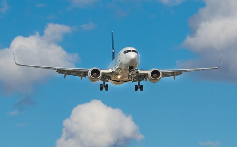 Jalisco Aumenta Frecuencias Aéreas Hacia Canadá Tras Éxito de Promoción en Vancouver y Calgary