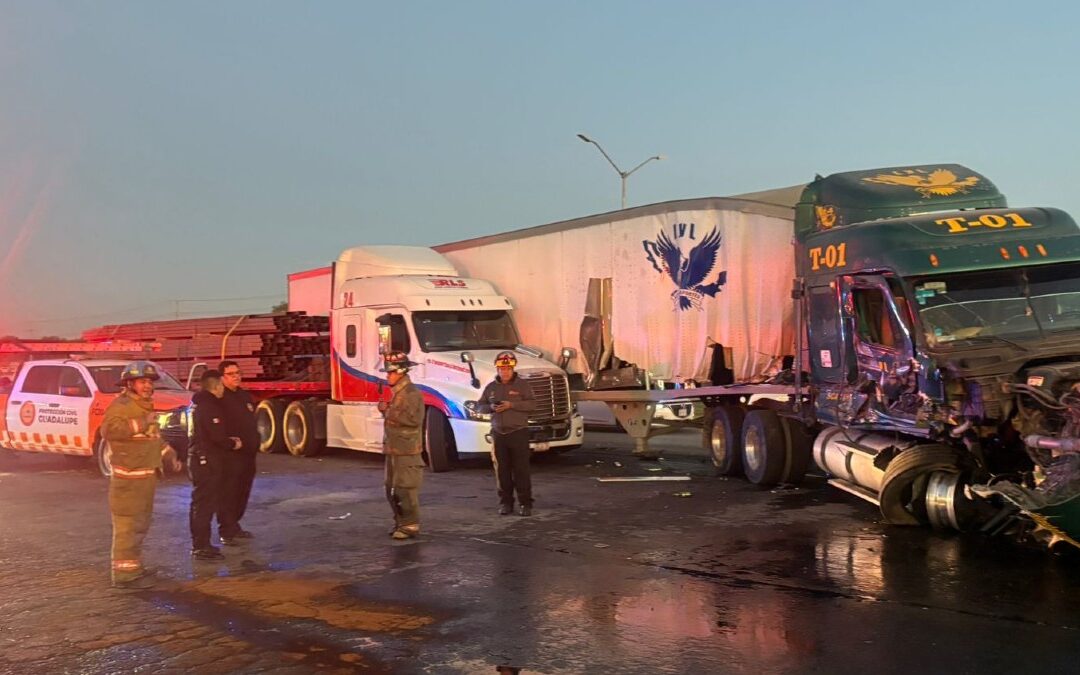 Accidente en el Bulevar Miguel de la Madrid en Guadalupe: Cierre de Tres Carriles y Caos Vial