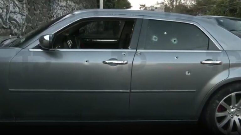 Tlalpan: Policías CdMx Encuentran Auto Abandonado con Impactos de Bala Tras Huida del Conductor