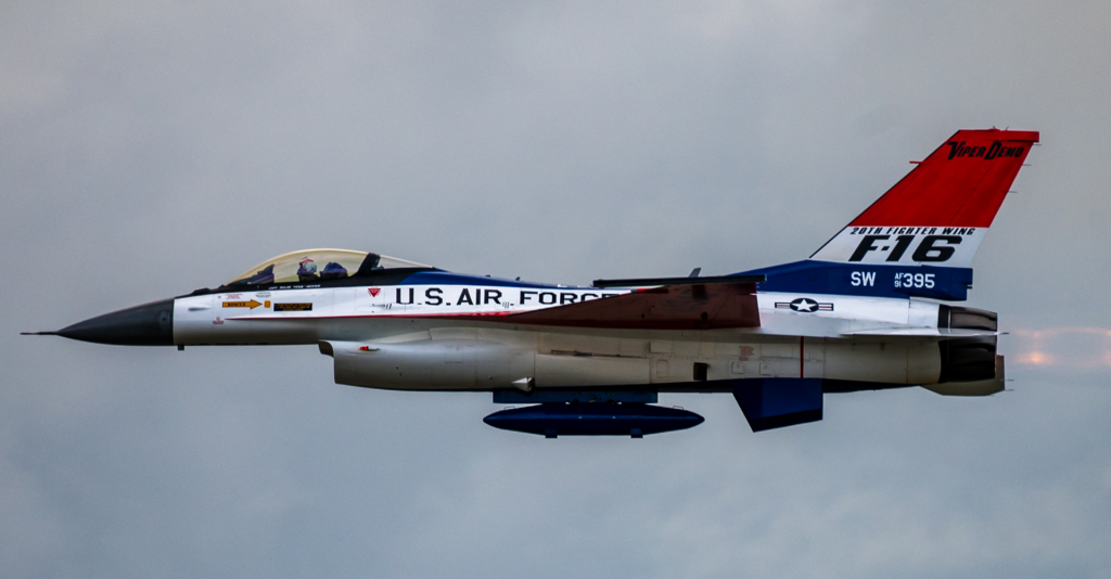 El Amigo Airsho regresa a El Paso en 2026 y 2027: ¡Expectativa por las impresionantes demostraciones aéreas!