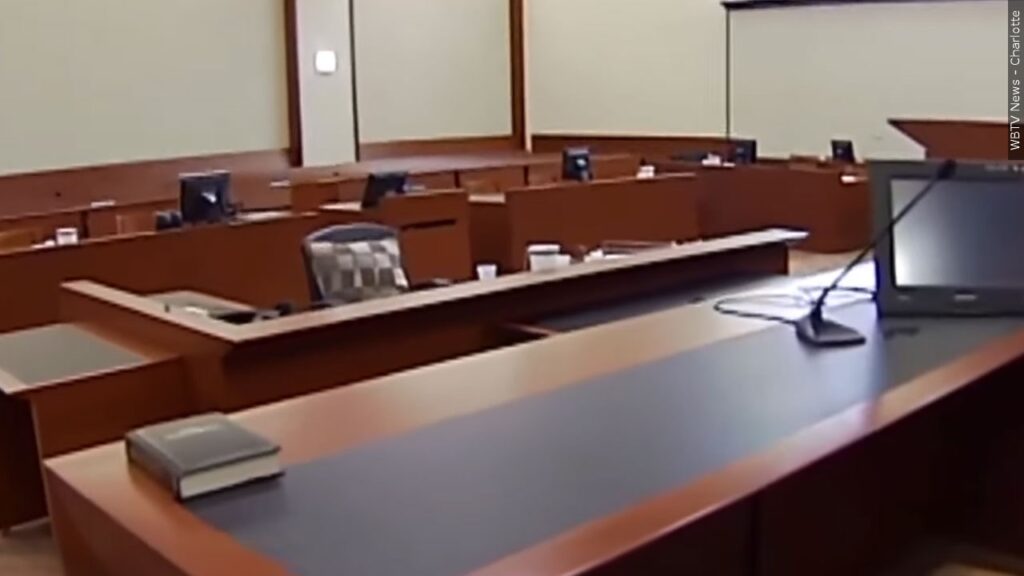 Urgente Necesidad de Voluntarios Bilingües para el Programa CASA en Riverside County