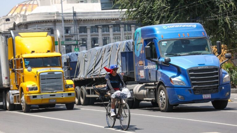 Hoy No Circula: Reglas para CdMx y Edomex este sábado 13 de diciembre de 2025