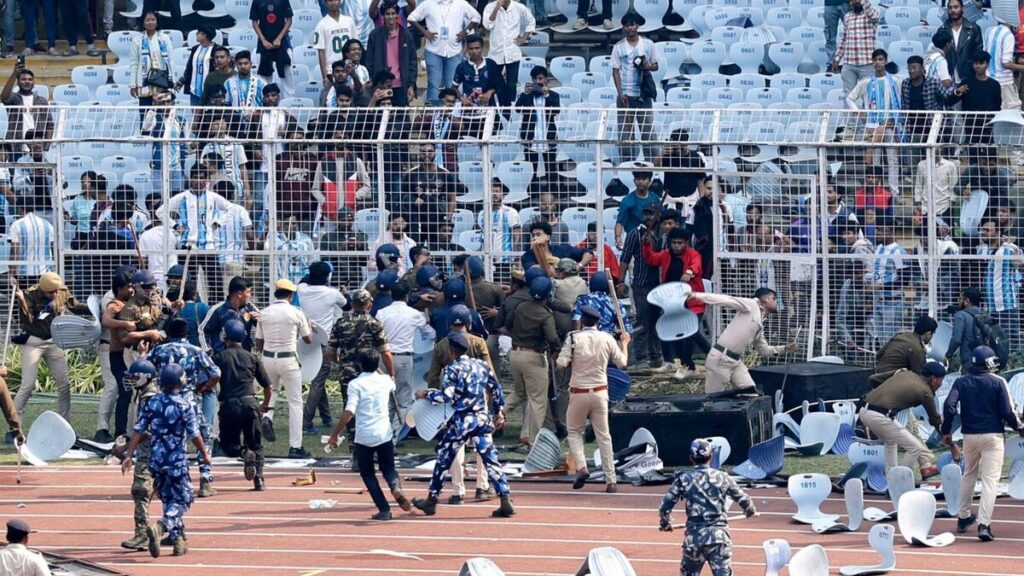 Aficionados en la India protestan con vandalismo por corta visita de Messi