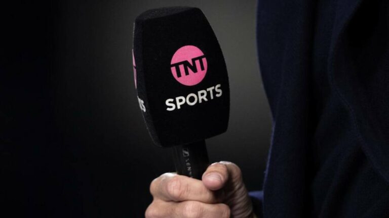 Comentarista de TNT Sports se Une a Telemundo: Un Fichaje Deportivo Impactante