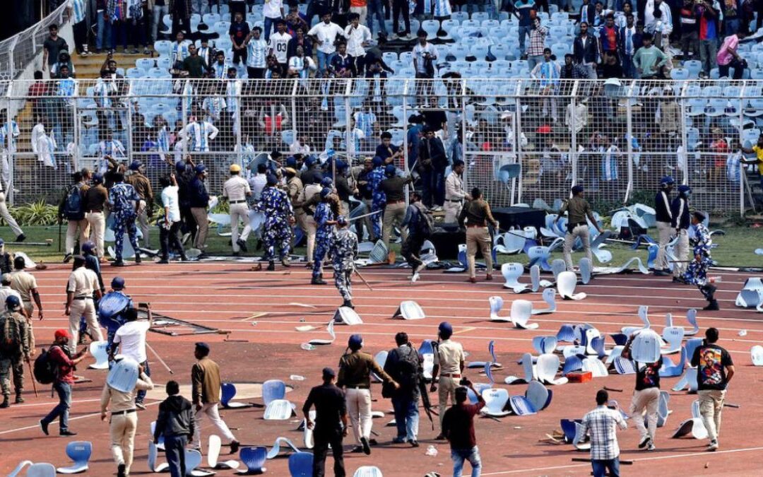 Caos en la India: Fanáticos de Messi Destrozan Estadio en Protesta por Estafa