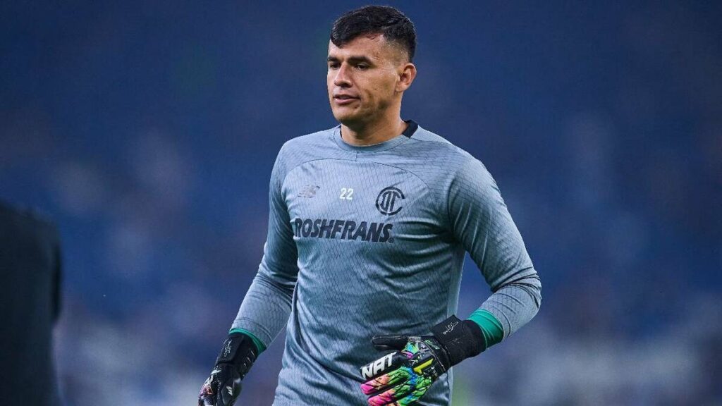 Turco Mohamed Considera a Luis García como Titular para la Final en Stockton Modesto