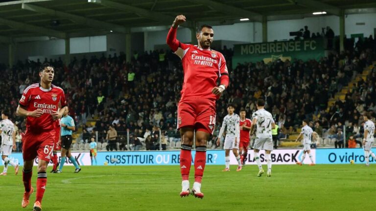 Benfica Brilla en Moreirense: Pavlidis Lidera la Victoria en la Liga Portugal