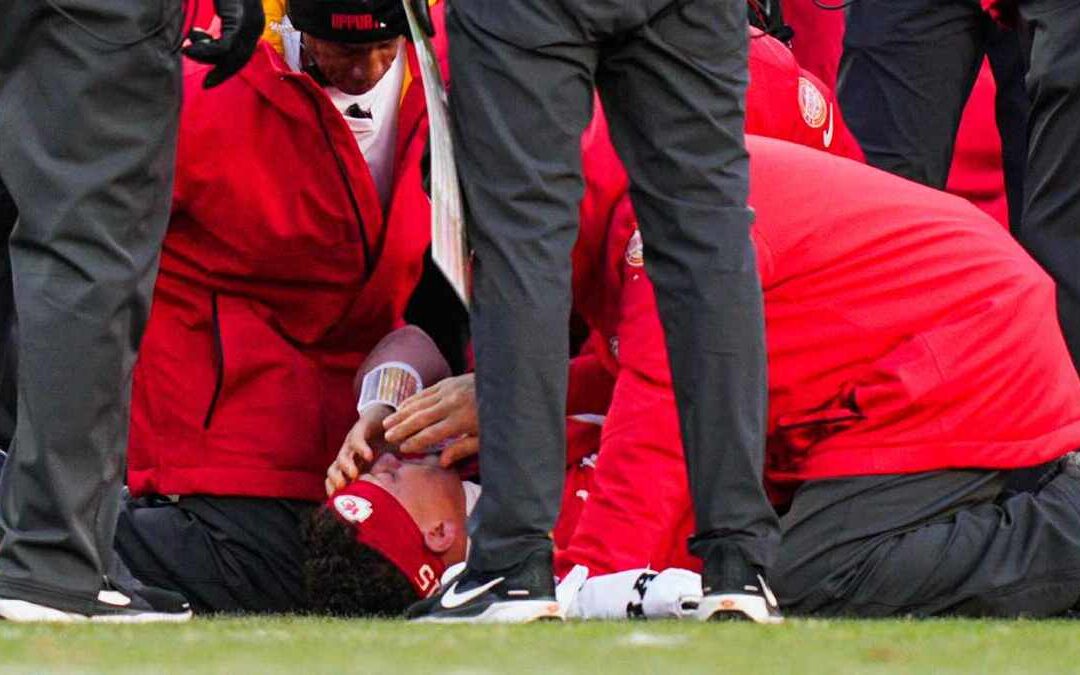 Patrick Mahomes: Lesión de rodilla y rotura del ligamento cruzado ponen en jaque a los Chiefs