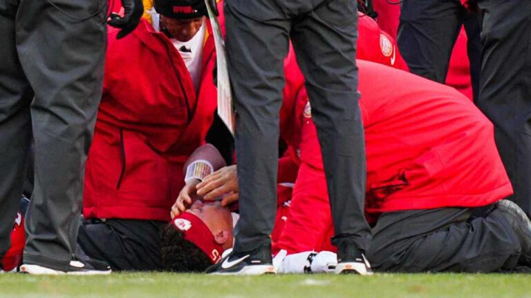 Patrick Mahomes: Lesión de rodilla y rotura del ligamento cruzado ponen en jaque a los Chiefs