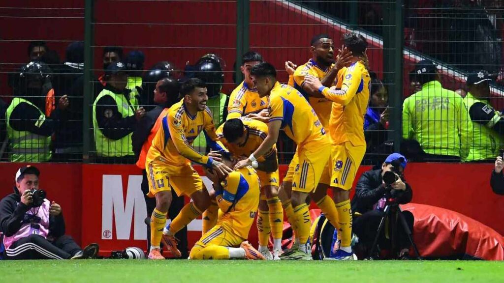 Tigres Avanza Hacia el Campeonato con un Gol de Gignac | VIDEO
