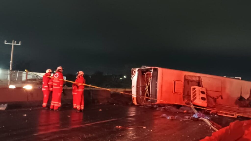 Volcadura en carretera Miguel Alemán: Chofer muerto alertó sobre fallas en el camión