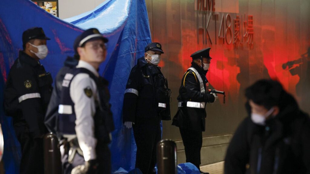 Apuñaladas Dos Personas en Evento de HKT48 en Stockton: Detienen a Sospechosos