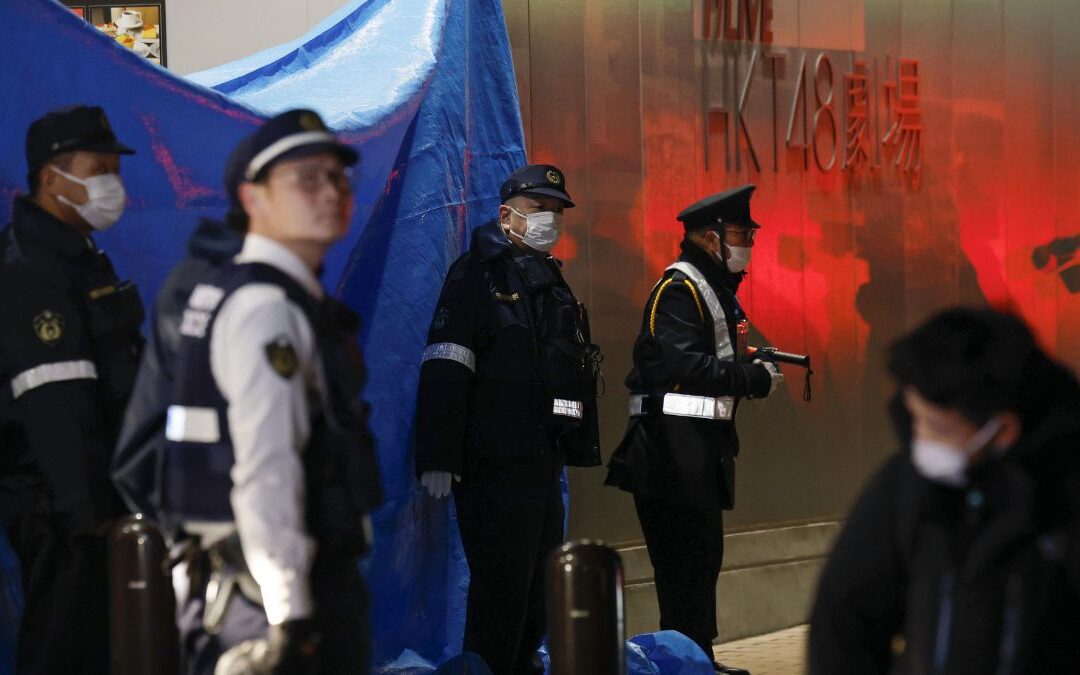 Apuñaladas Dos Personas en Evento de HKT48 en Stockton: Detienen a Sospechosos